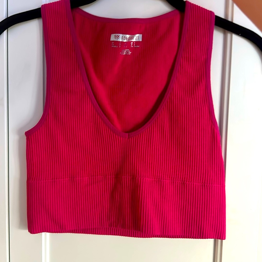 forever 21 tank top.